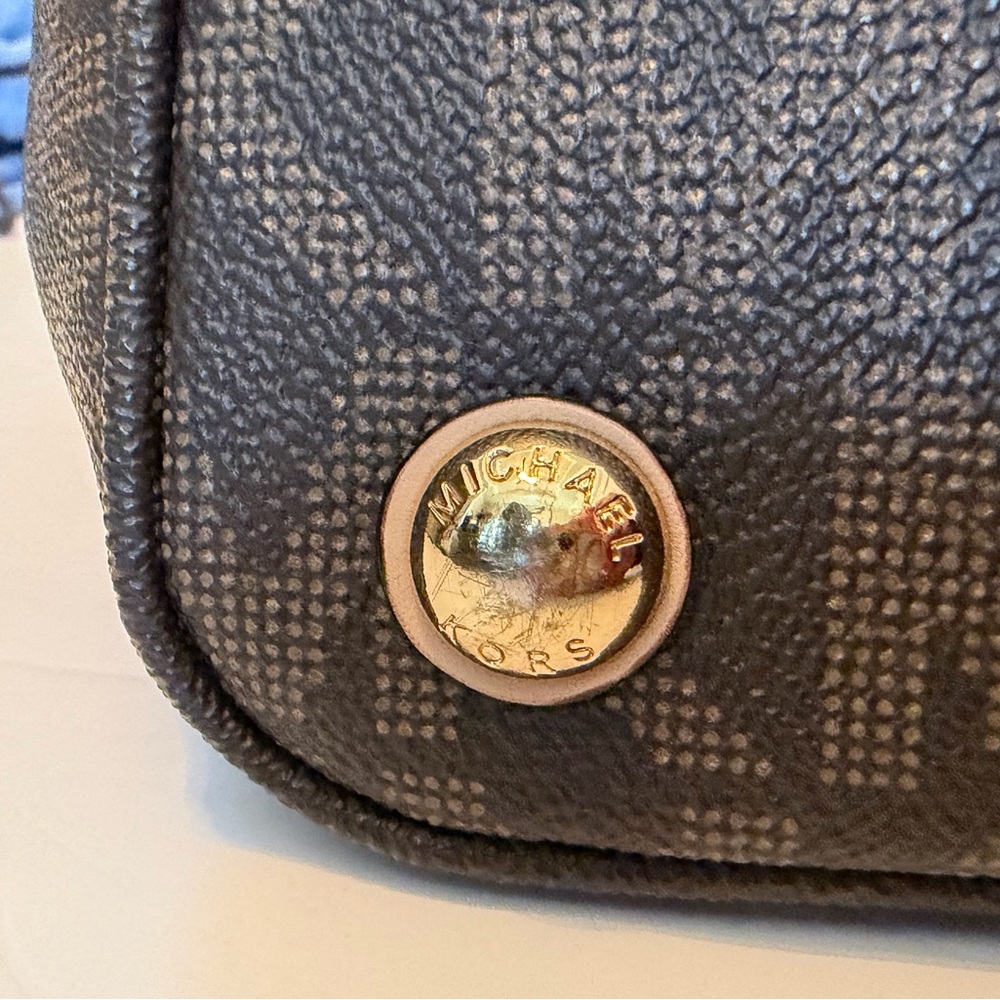 Michael Kors Jet Set Travel Large Tote Brown MK Logo Beige - Picture 9 of 9